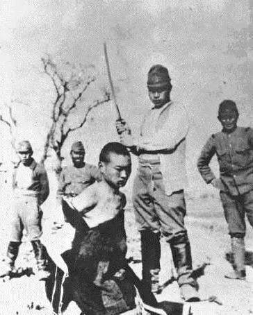 16岁少年称又找到侵华日军新罪证，历史之重，少年之勇