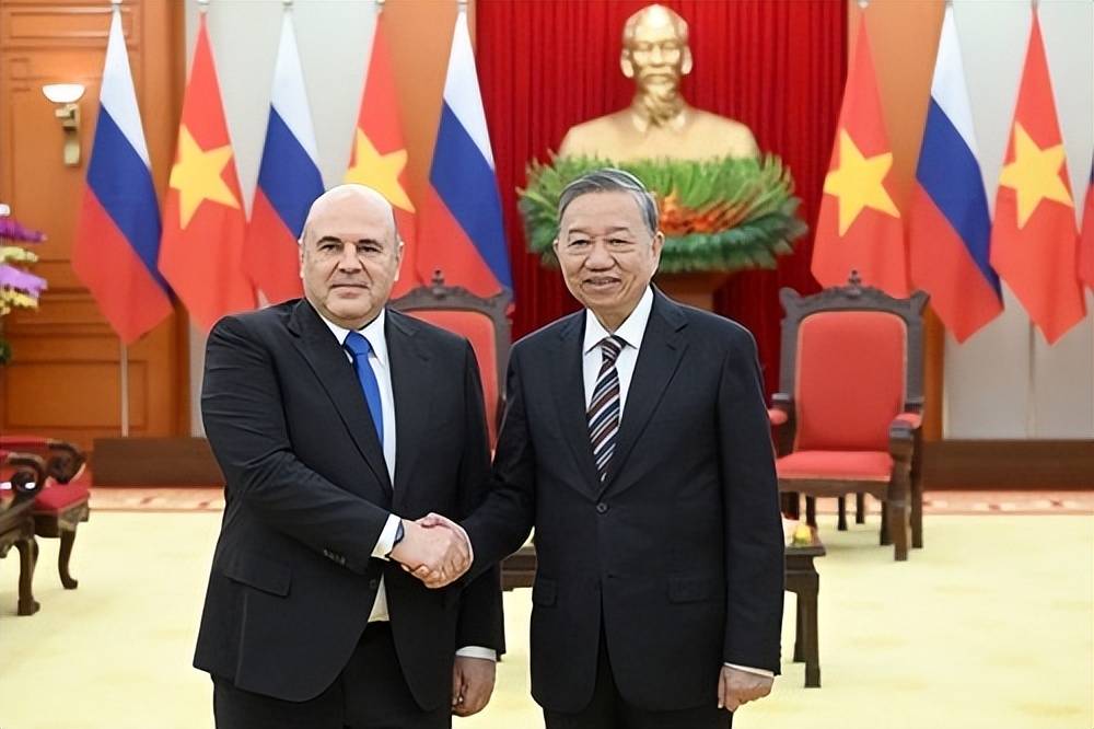 越共中央总书记苏林抵达北京，深化中越友谊与合作的新篇章
