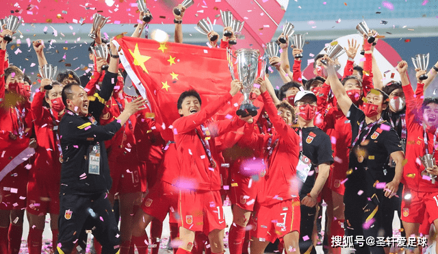 国足亚运会冠军，梦想与汗水的交响曲