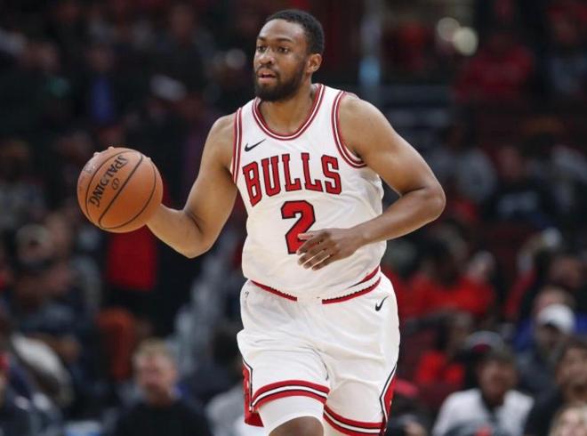 聊到NBA贾巴里帕克的身高,我想起几年前看到他在杜克大学时的比赛 聊到NBA贾巴里帕克的身高,我想起几年前看到他在杜克大学时的比赛