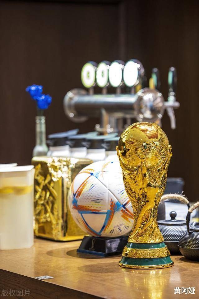 大力神杯是纯金的吗？多重？聊聊这座足球界的圣杯