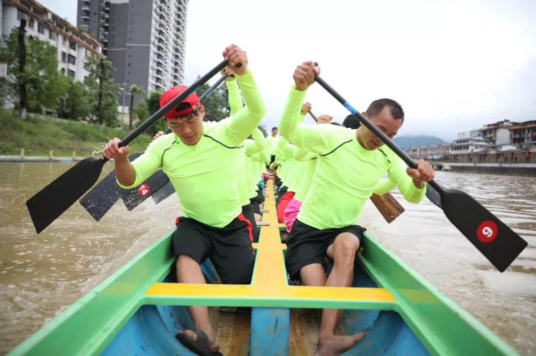 奥运羽毛球场地有风正常吗？——一场关于速度与激情的较量