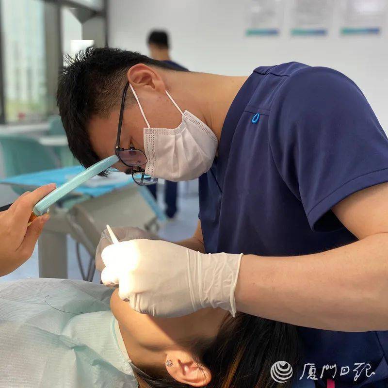 老人看牙遭全口拔光 医院被顶格处罚