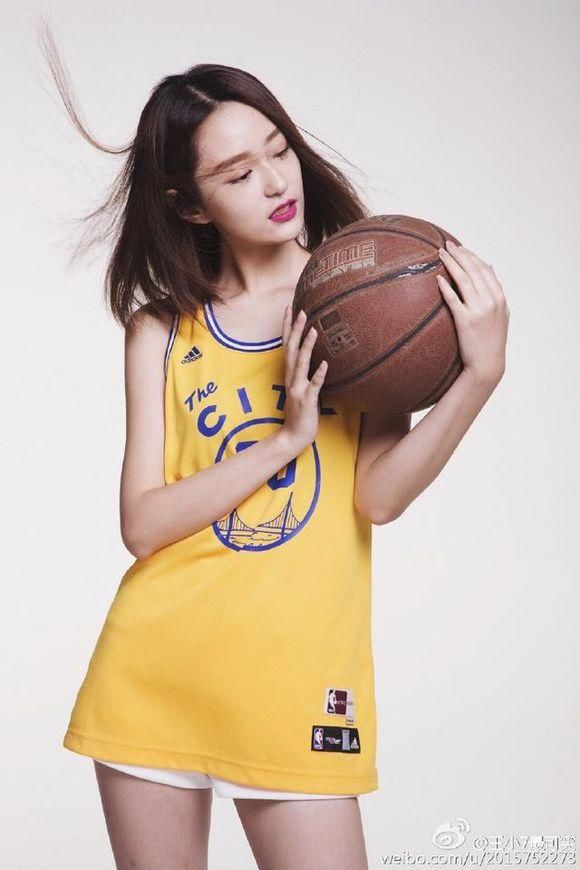 从NBA美眉是谁说起,我们为什么爱看篮球场边那些漂亮女孩 从NBA美眉是谁说起,我们为什么爱看篮球场边那些漂亮女孩