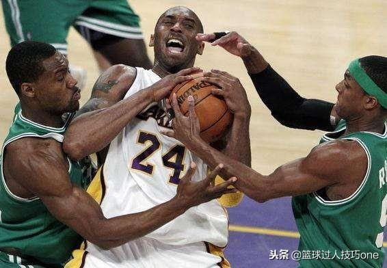 NBA防守三秒哪一年?聊聊这个改变篮球规则的小秘密 NBA防守三秒哪一年?聊聊这个改变篮球规则的小秘密