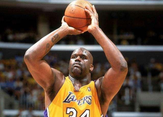 姚明在NBA能拿多少退休金？这笔钱够他买双鞋吗？