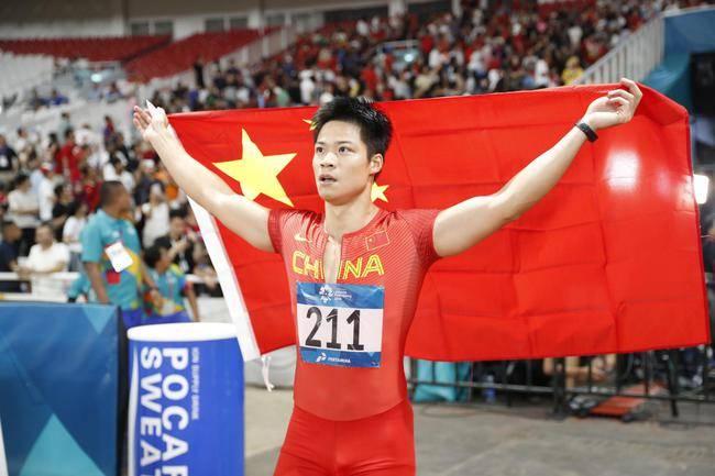 2018亚运会男子百米决赛成绩，一场让我手心冒汗的9秒92